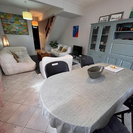 Maison Sandra Montchoisy Bagian luar foto