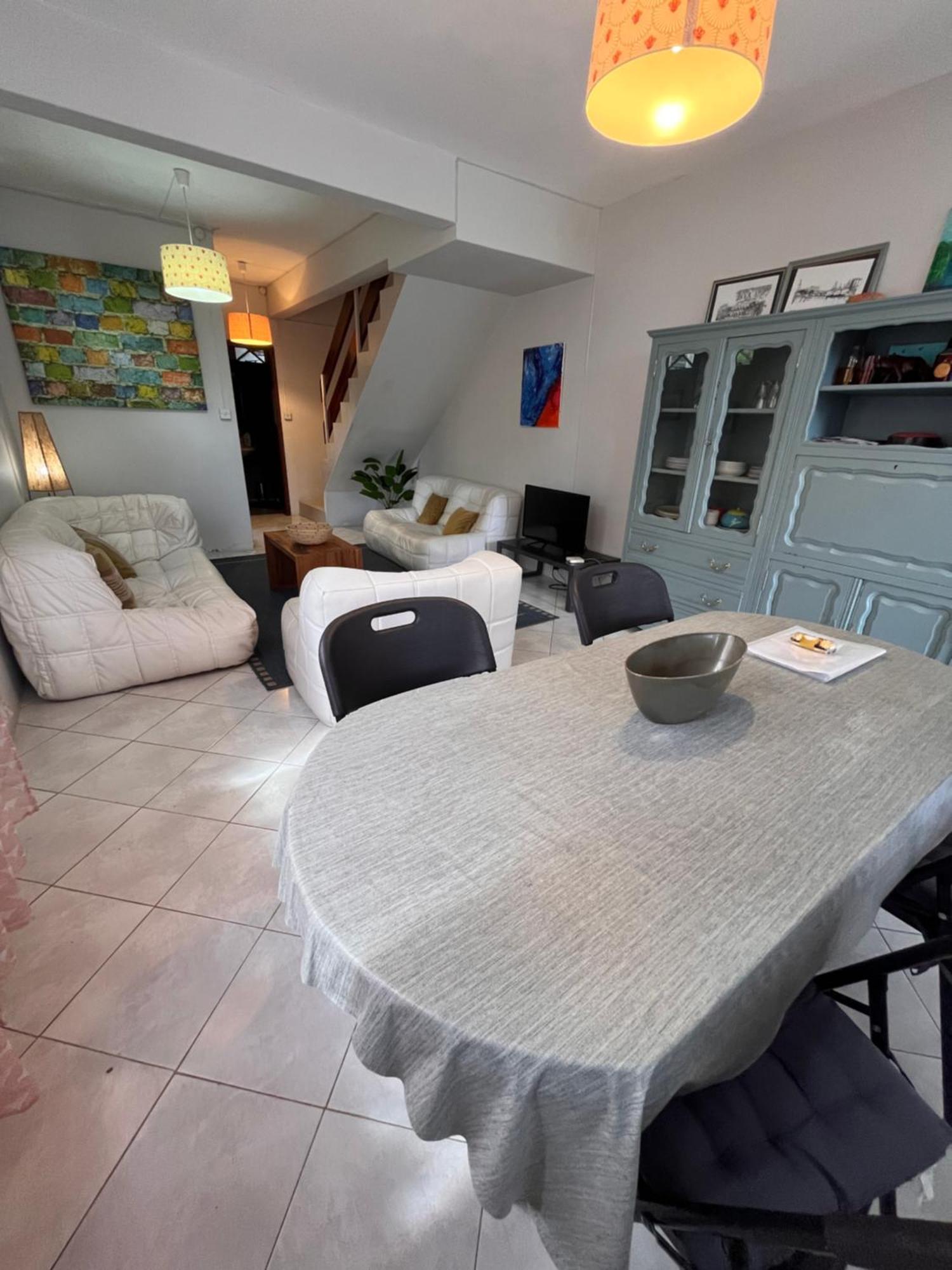 Maison Sandra Montchoisy Bagian luar foto