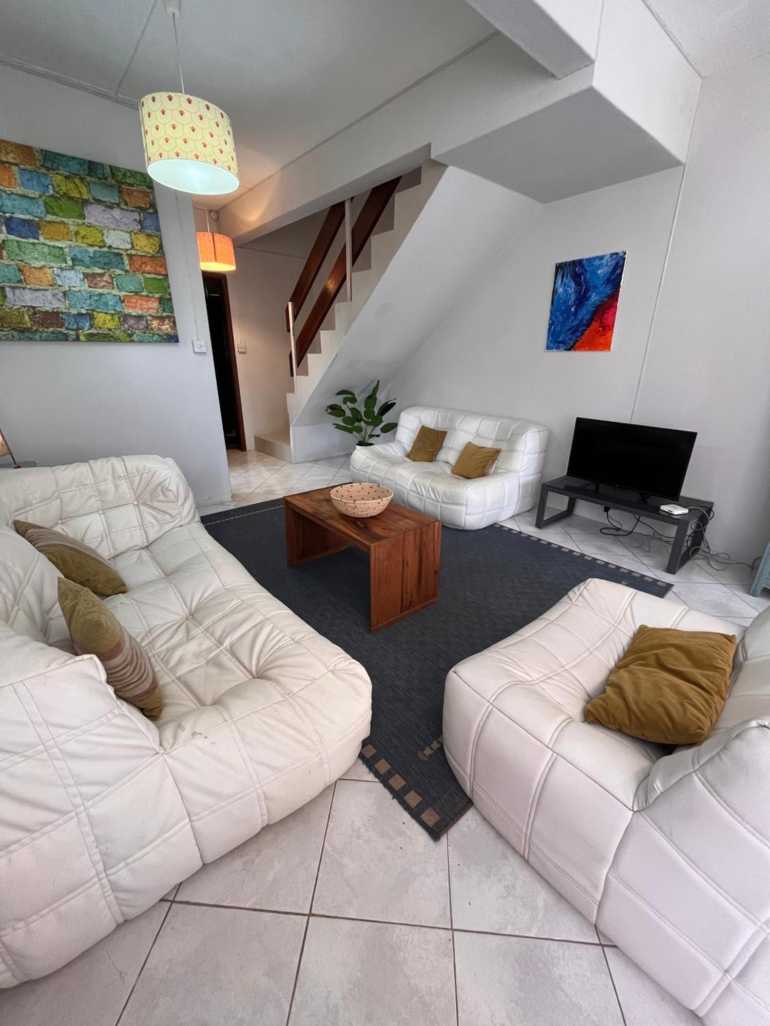 Maison Sandra Montchoisy Bagian luar foto